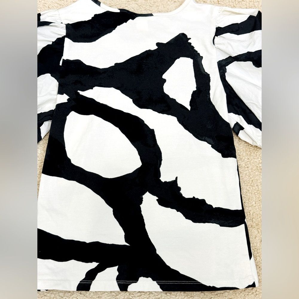 H&M Black and White Pattern Puff Short Sleeves Top Blouse T-shirt Sz S - Picture 5 of 7